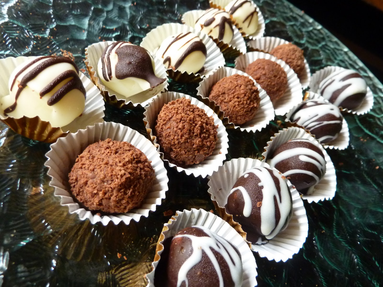 proudweirdokitchen 47 Assorted Truffles Italian and White