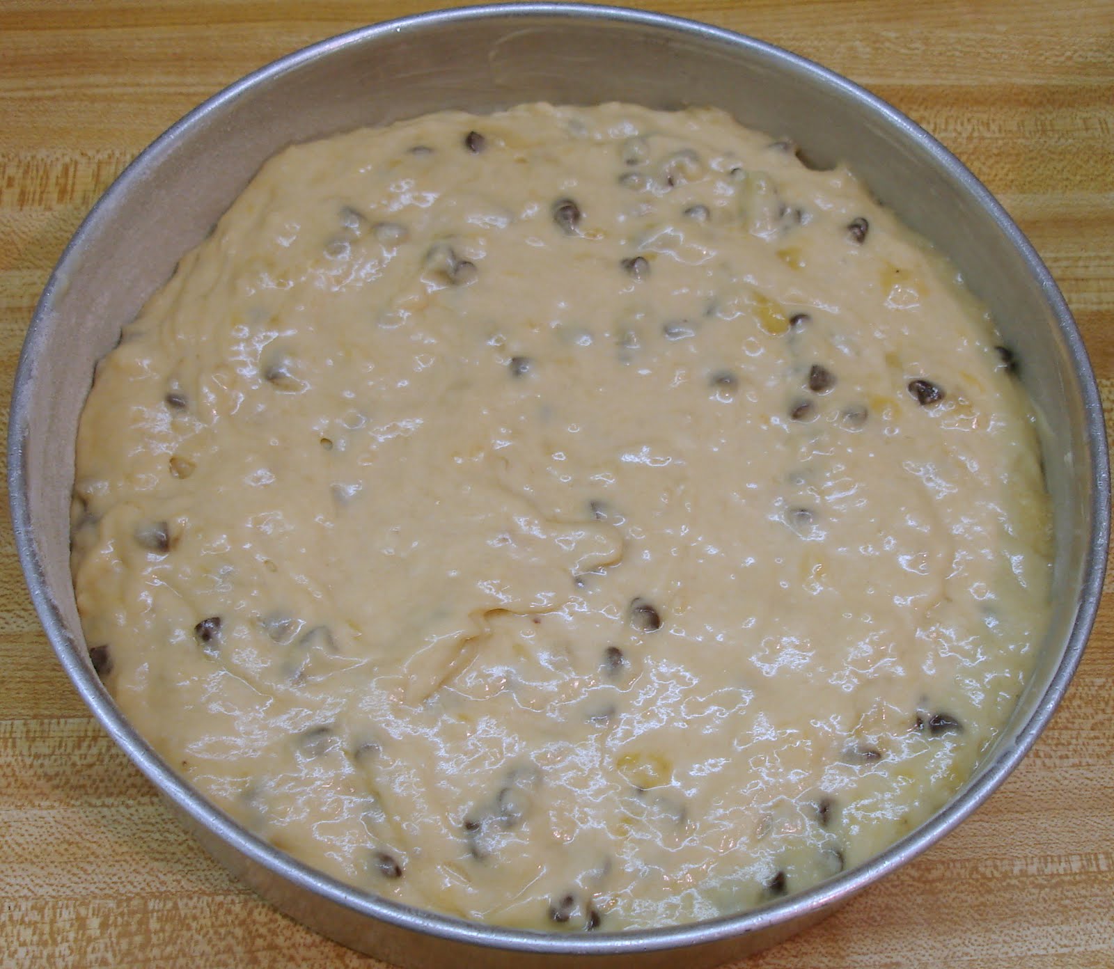 Sunshine Mom Slow Cooker Banana Chocolate Chip Cake