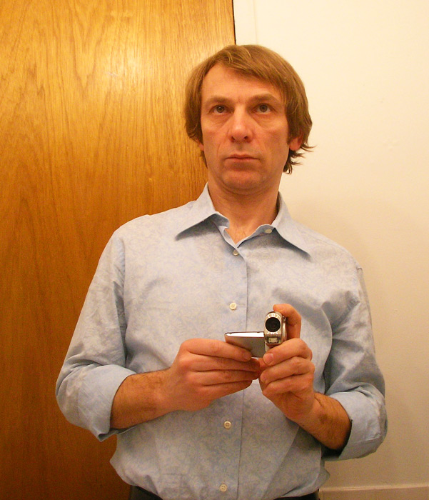 [06+egon-with-camera.jpg]