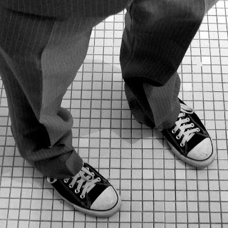 Dandy Fashioner: Chucks & Jacks - How to wear them, Suit and all