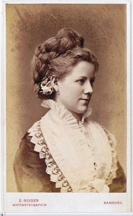 Victorian Hairdos
