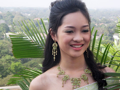 myanmar model moe yu san. Myanmar Cute Model, Moe Yu San#39;s Pretty Outdoor Fashion Photos