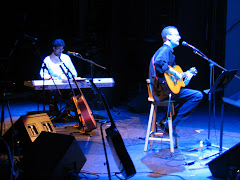 Presentación del CD Días Mejores. Alianza Francesa, Quito, 2006.