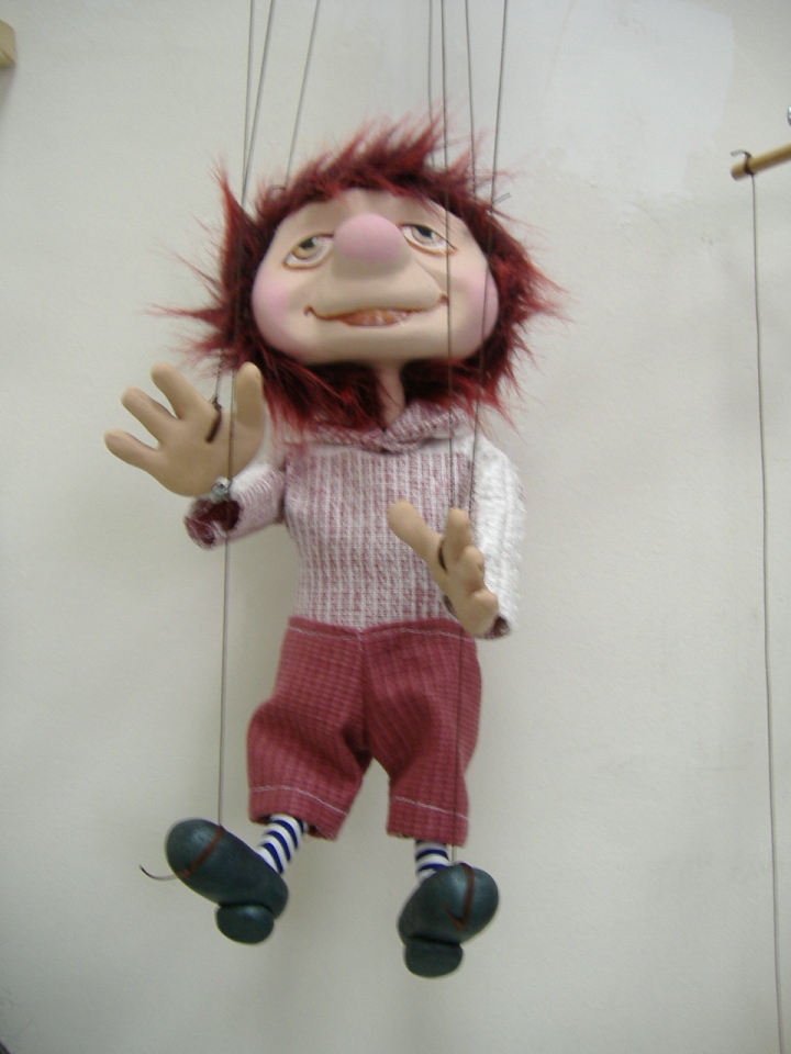[Doll200822.JPG]