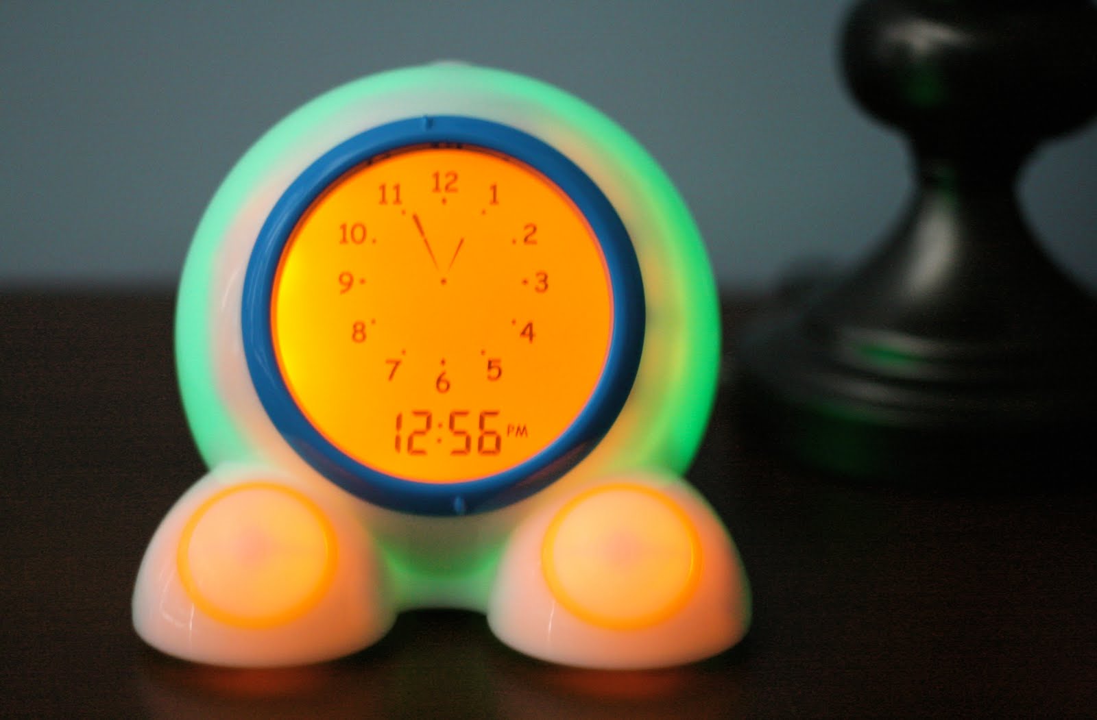 Mess ( or Impressed ) Teach Me Time! Kids Alarm Clock & Nightlight