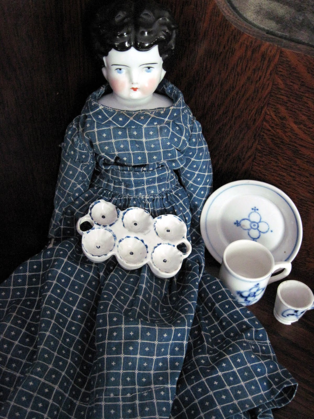 antique doll dishes