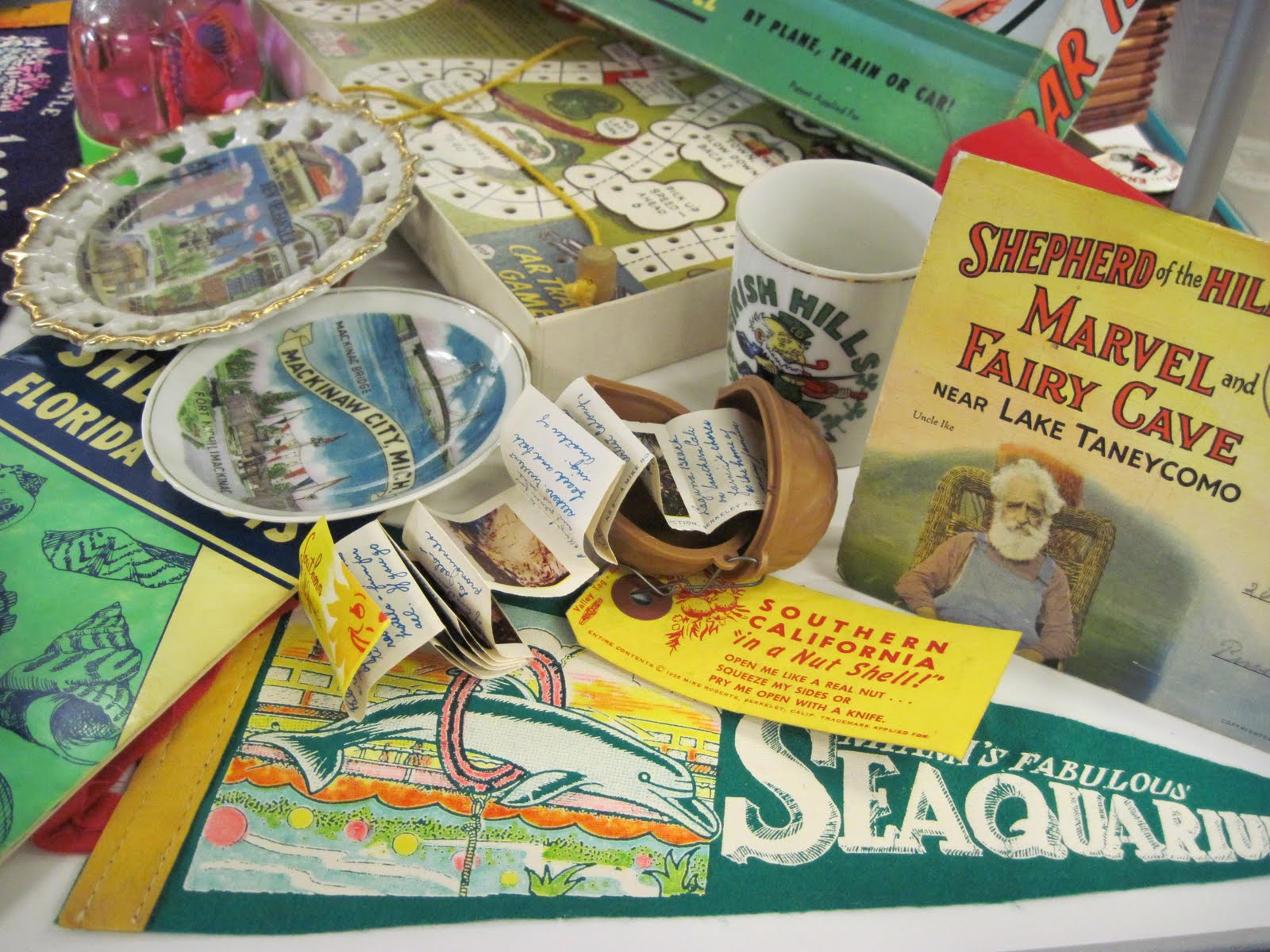 Tracy's Toys (and Some Other Stuff) Vintage Travel Souvenir Display