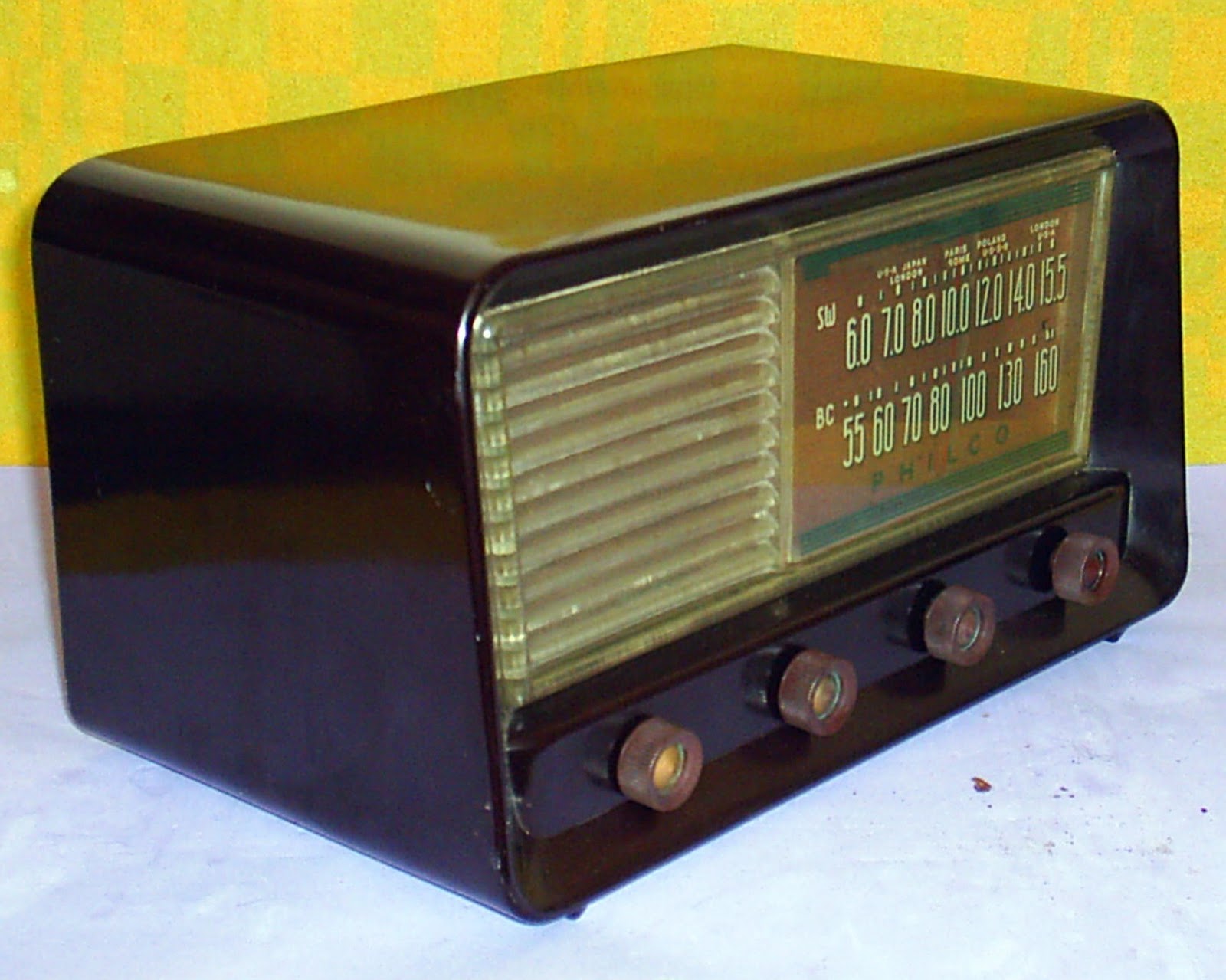 Rádios Antigas do Brasil Rádios valvulados com de baquelite