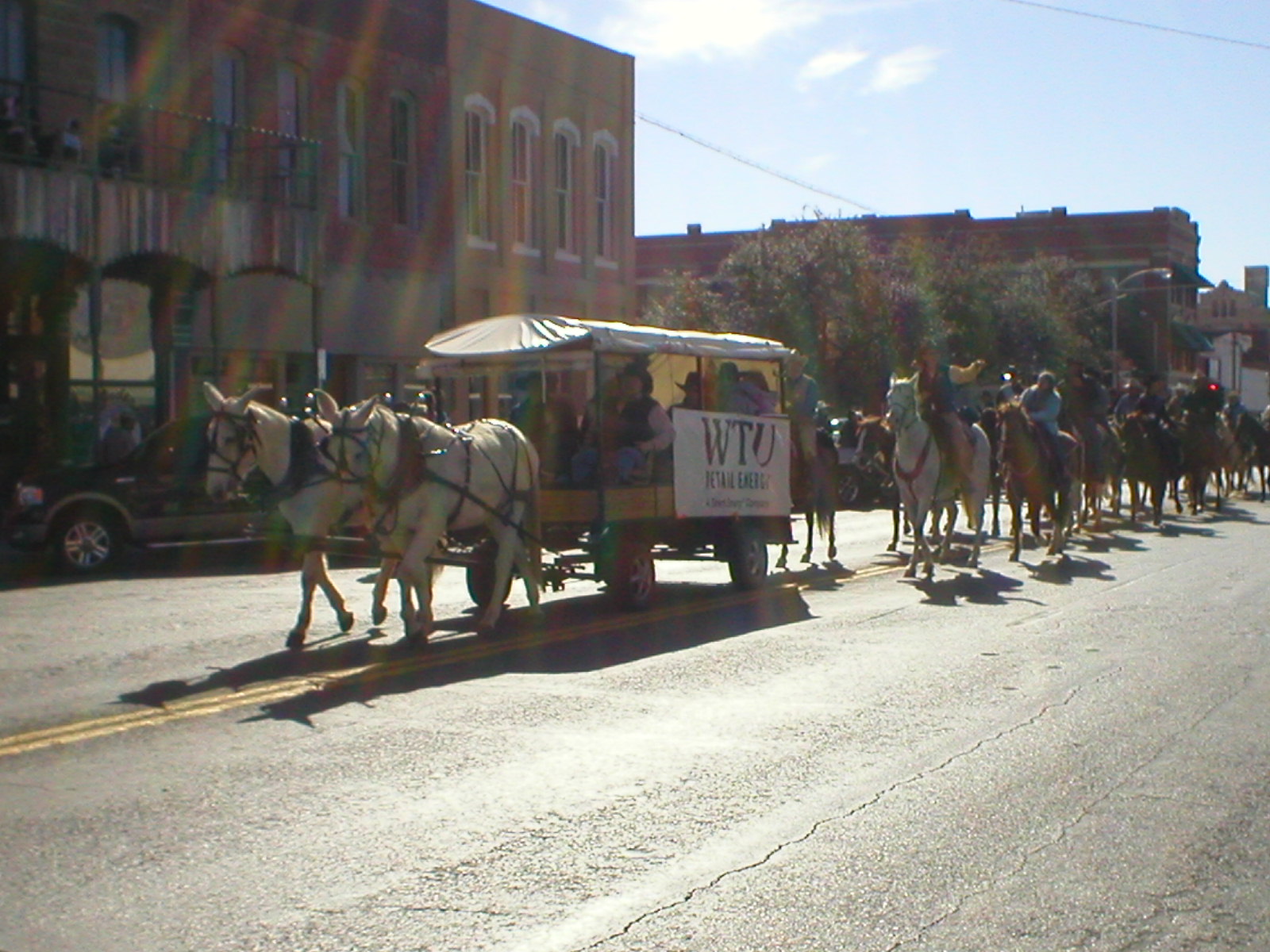 [Rodeo+Parade+Day+022308+029.jpg]