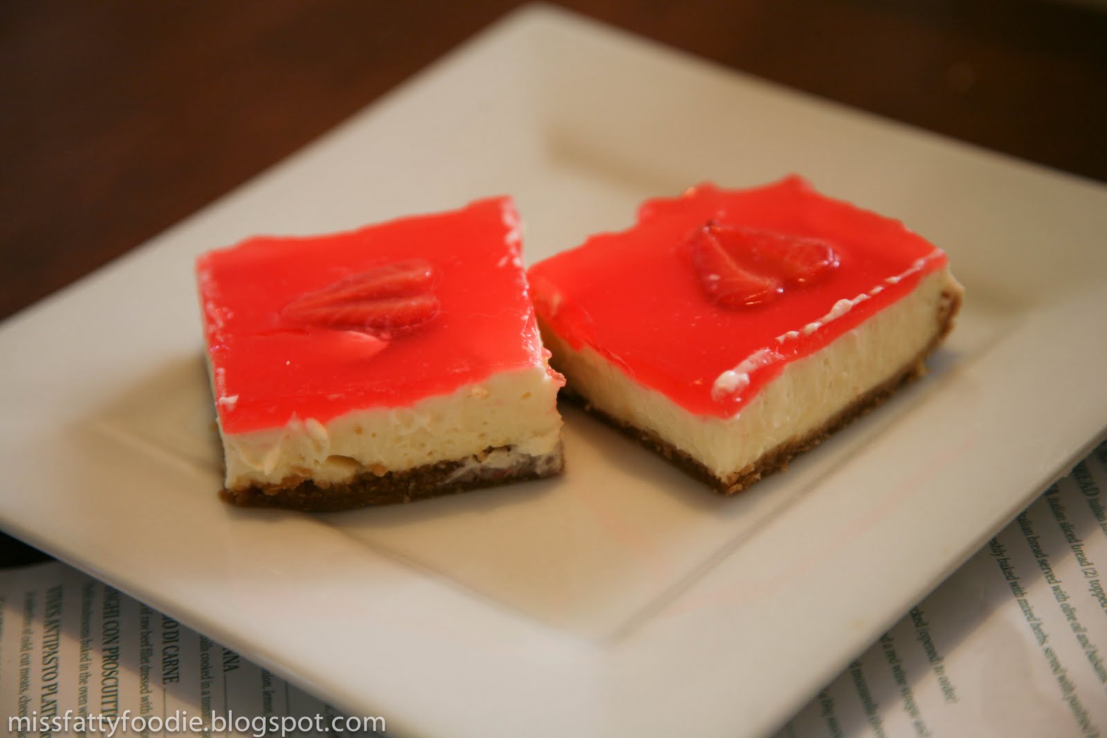 missfattyfoodie* Heartshaped Strawberry Jelly Cheesecake