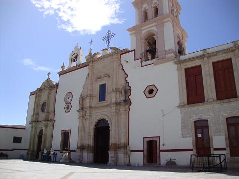 [parroquia.JPG]