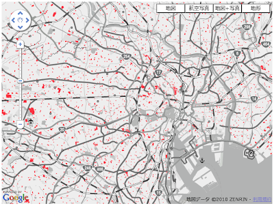 Google Maps API で全体の色が薄く、特定した所を赤くしている東京の地図の画像。