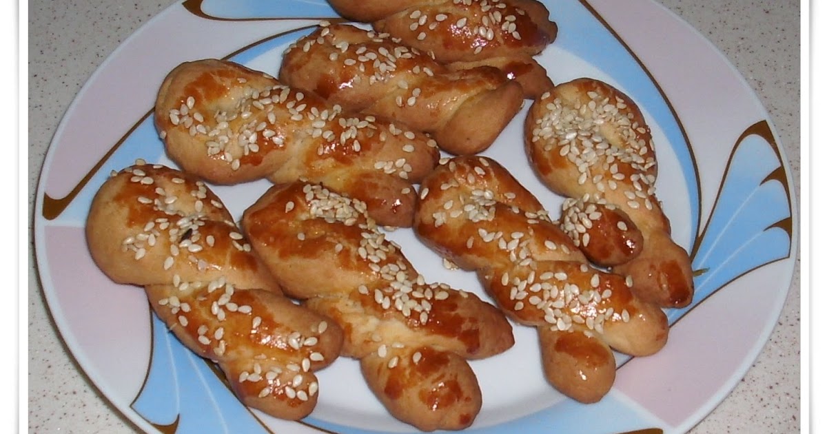 ^^ tubanın tarifleri ^^ Mahlepli ve Susamlı Tuzlu Kurabiye