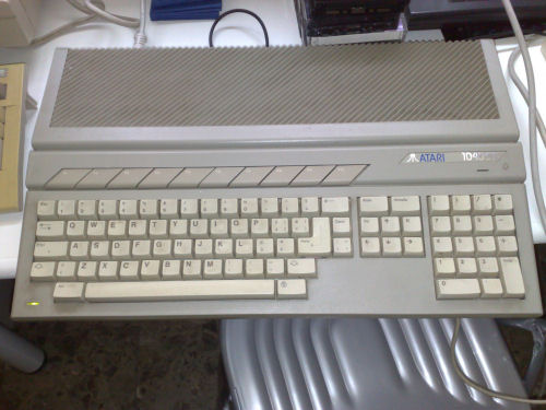 [Atari_1040STe.jpg]