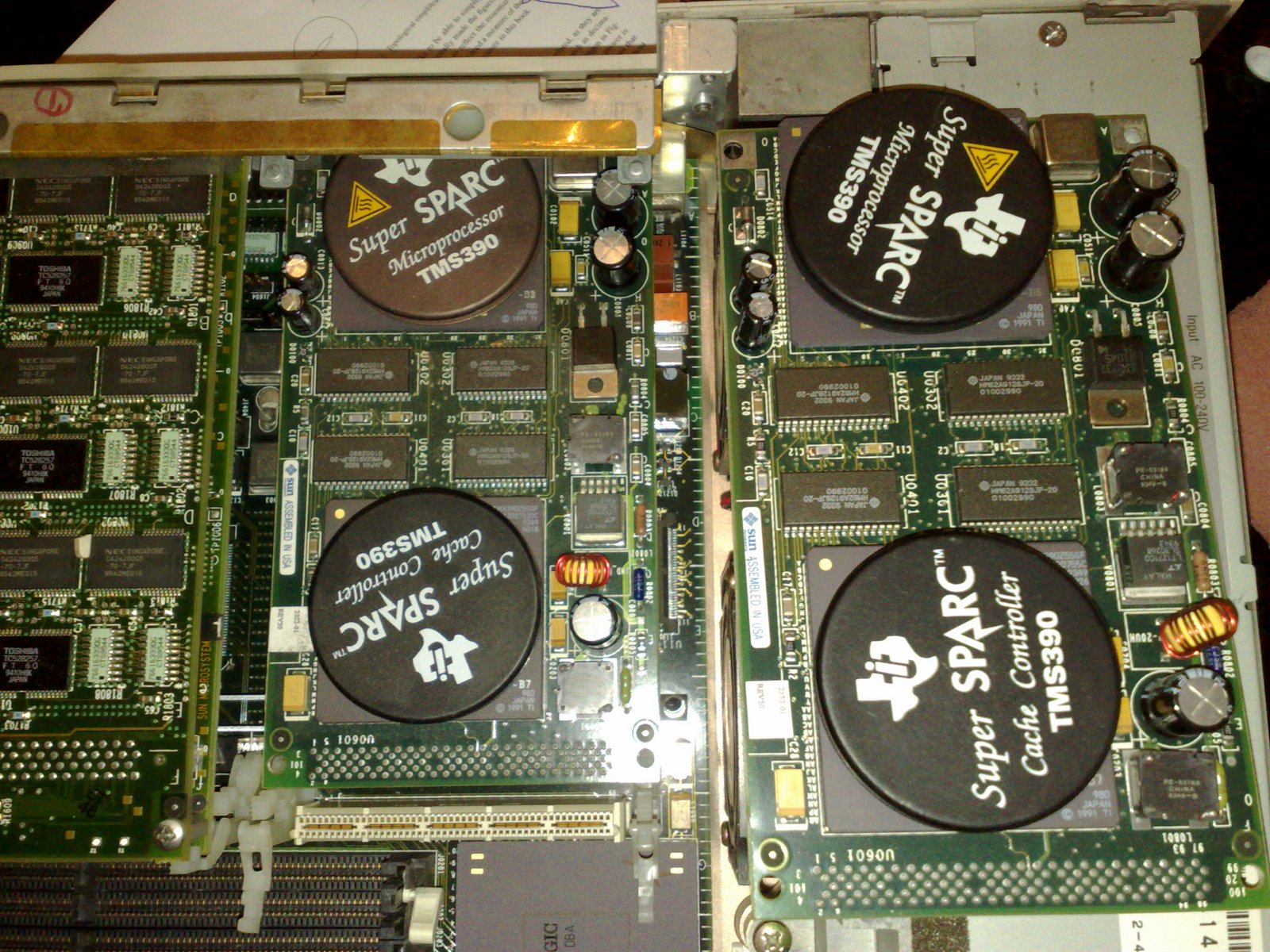 [Sun_Sparcstation-10-processor.jpg]