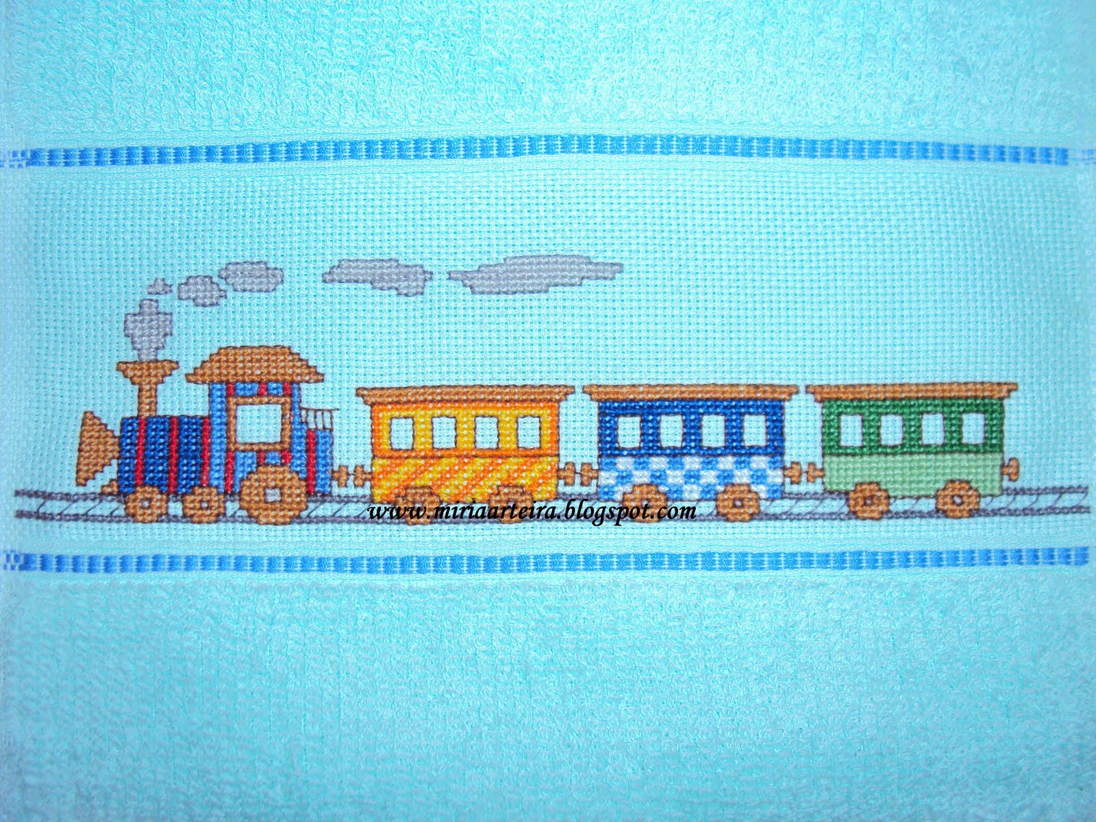 Trenzinho Em Ponto Cruz