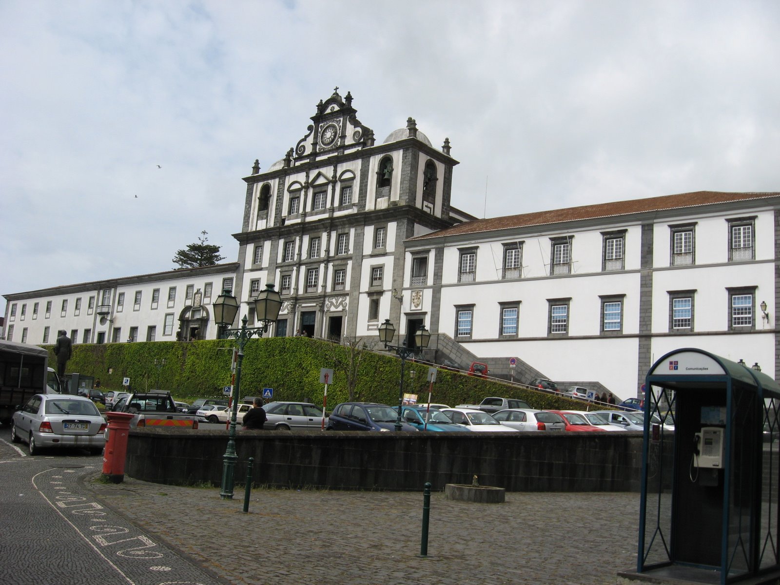 [biblioteca_0263.JPG]
