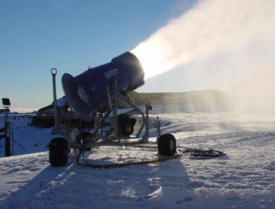 [snow-maker-4.jpg]