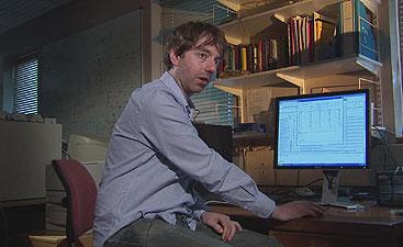 dr-mark-gasson-cientifico-infectado-virus-informatico-computadora