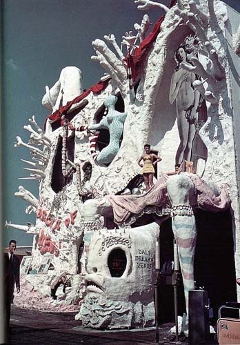 [dali+world+fair2.jpg]