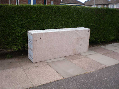 a dumped single divan bed