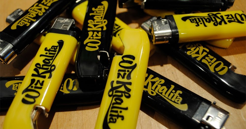 TIME BOMB SPOT WIz Khalifa Black & Yellow Lighters