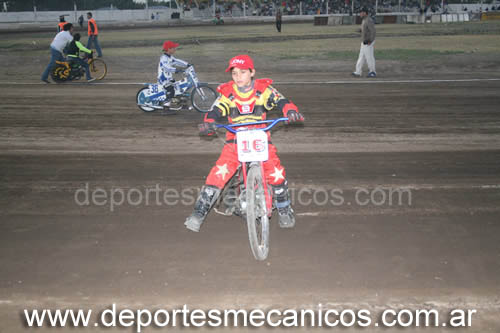 Foto de la gente de deportes mecanicos