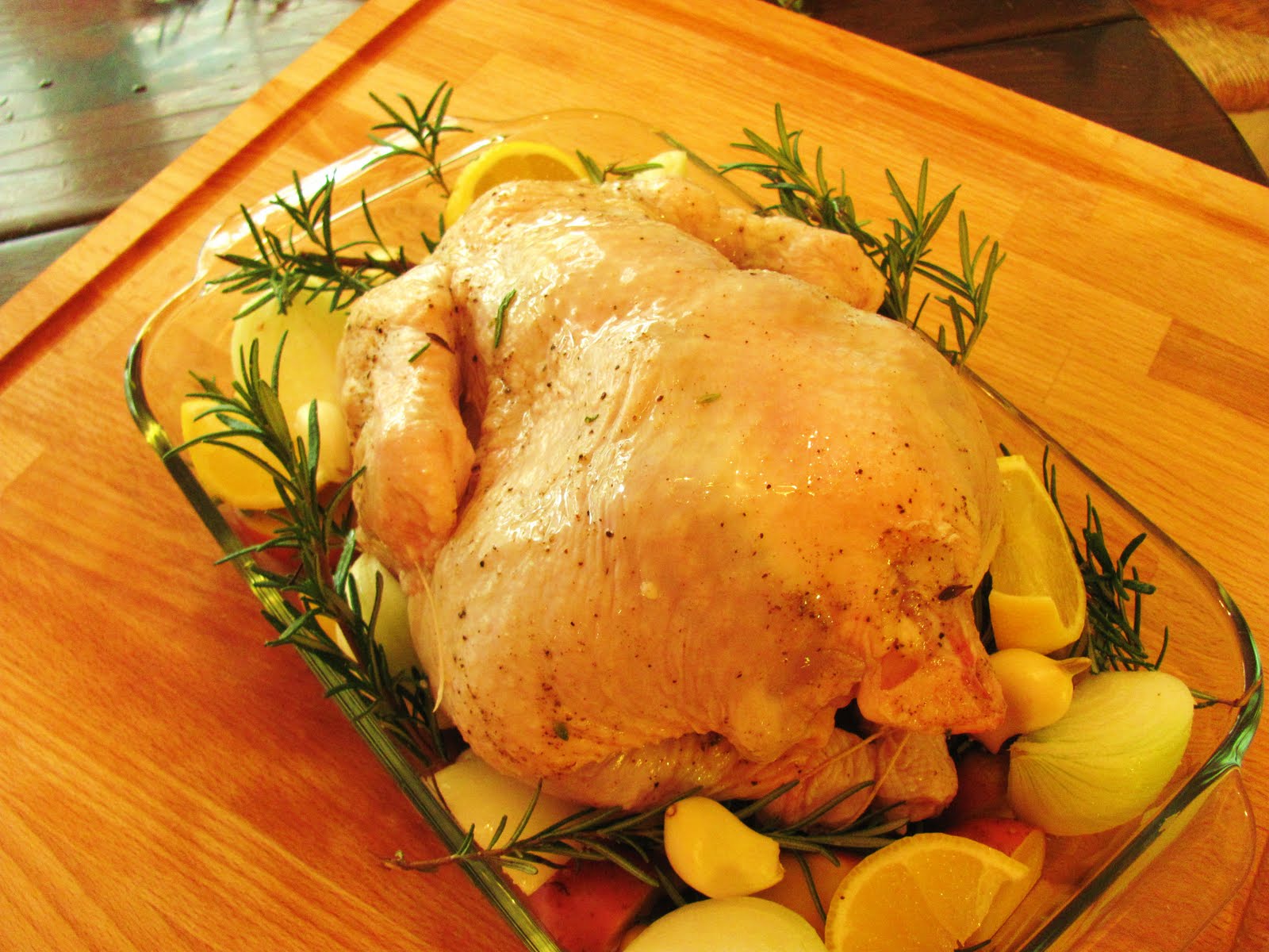 ハーブでチキンの丸焼き
