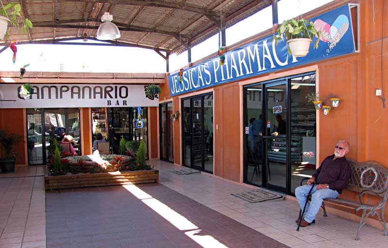 [Nuevo-Progreso-Jan09-10blg.jpg]