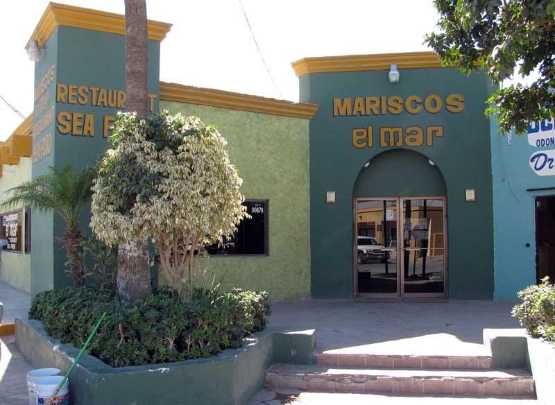 [Nuevo-Progreso-Jan09-14blg.jpg]