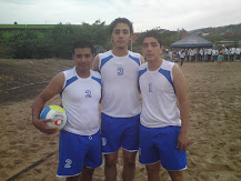 LOS CHICOS DE VOLEIBOL PLAYA