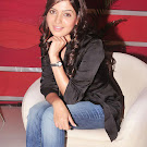 Samantha in Jeans  Photo Gallery