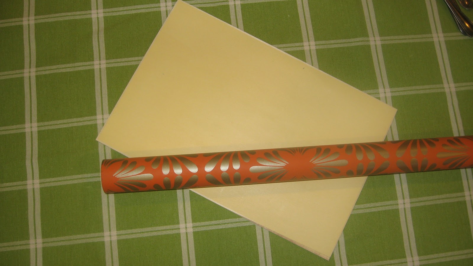 http://1.bp.blogspot.com/_ElgC8_vQlz0/TNs7ChYnRWI/AAAAAAAAJME/3031A-sKkS4/s1600/lamp+shade+036.jpg