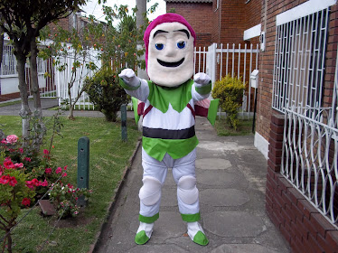 BUZZ LIGHTYEAR