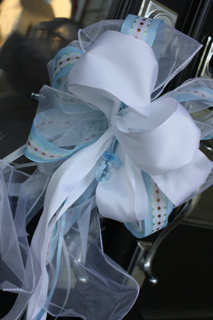 Show "its a boy" in style on your front door!