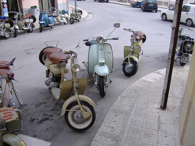 [DSCF1652-or.jpg]