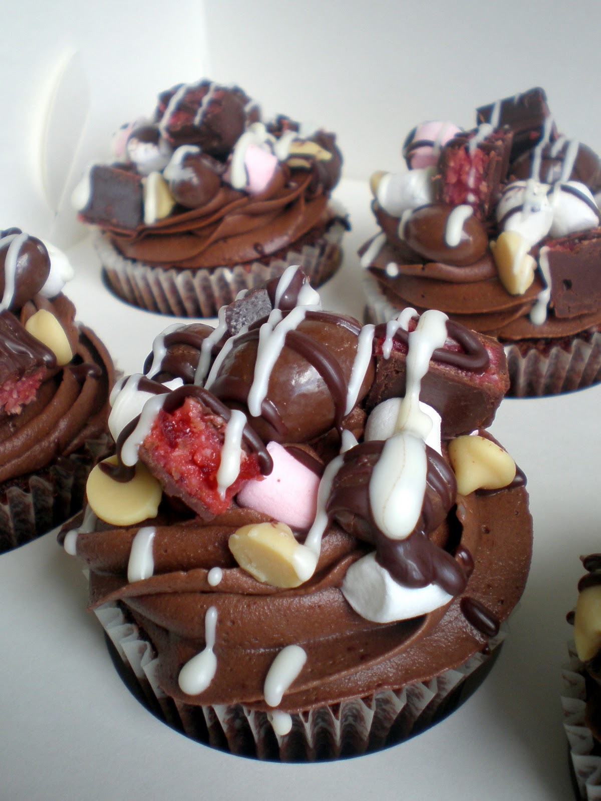 Sugar Siren Cakes Mackay Rocky Road Cupcakes