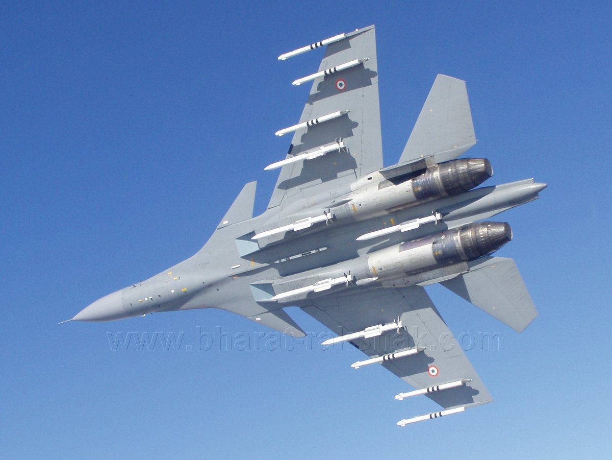 [SU-30+MKI-Armed-11AAMs.jpg]
