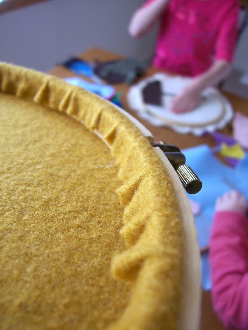 WhiMSy love Felt Hoop Artwork Tutorial