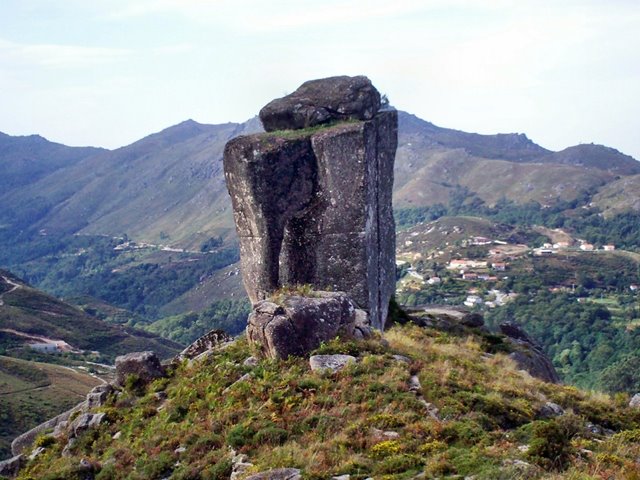 Esculturas naturais de rocha granítica
