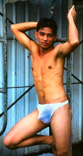 [RICKY04O.JPG]