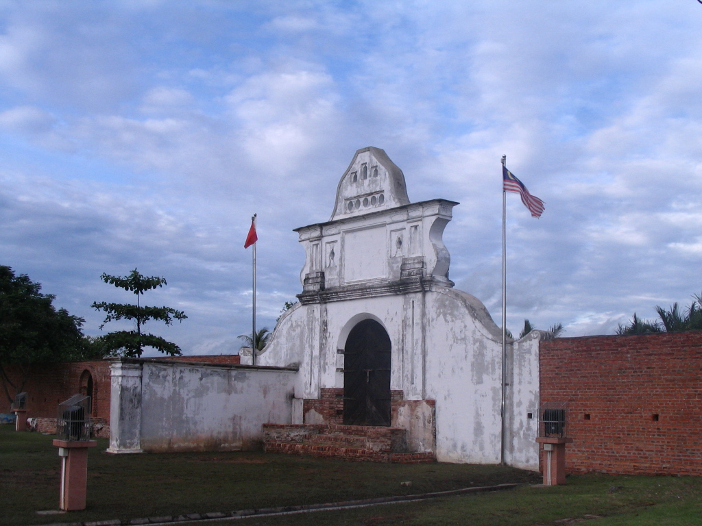 [gambar+man+hehehe+026.jpg]