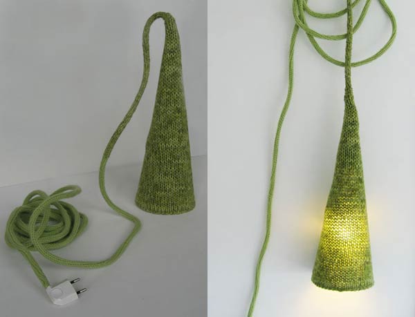 [knitted-by-hand-lamp1.jpg]