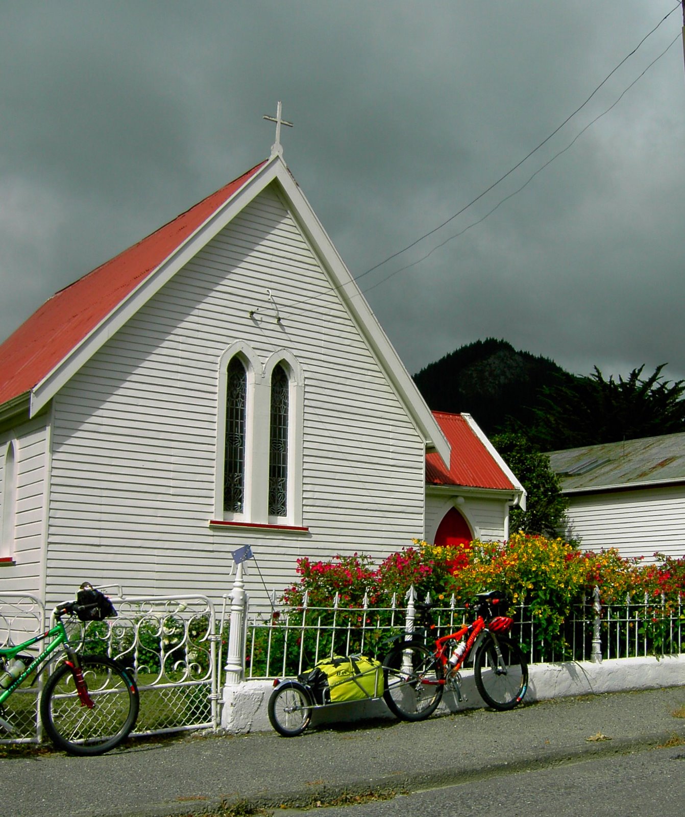 [PICT0079.JPG]