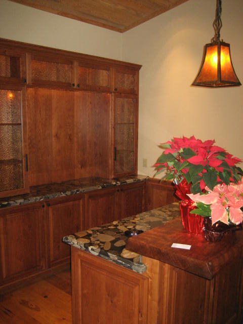 [Valhalla+Estate+Bar+Area.JPG]