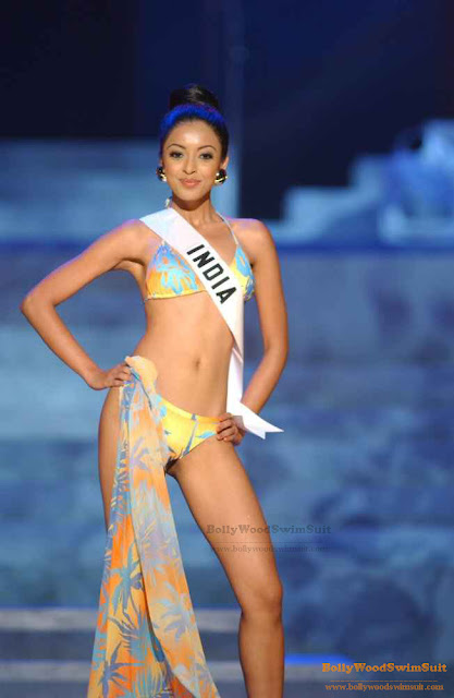 Tanushree Dutta in bikini at the swimsuit round of Miss Universe competition