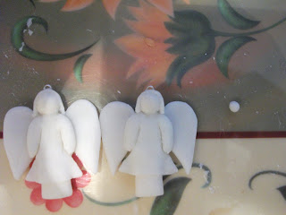 Modeling handmade doll beads step by step tutorial 18 It's easier to keep the similarity by working on both at once