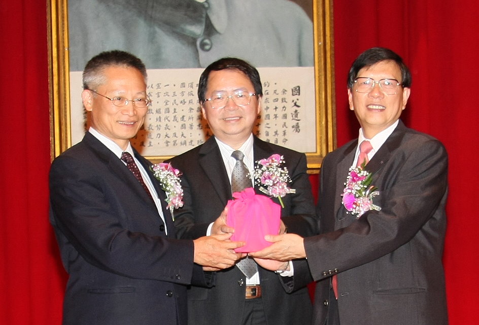 [20080520-顏宗明上任.jpg]