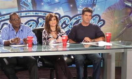 [IdolJudges2.jpg]
