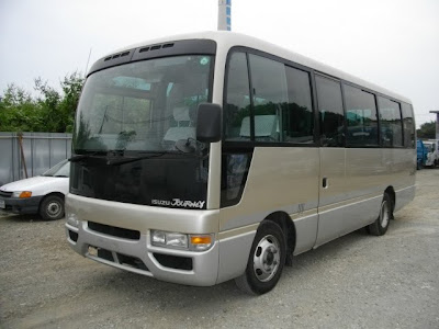 Isuzu Minibus
